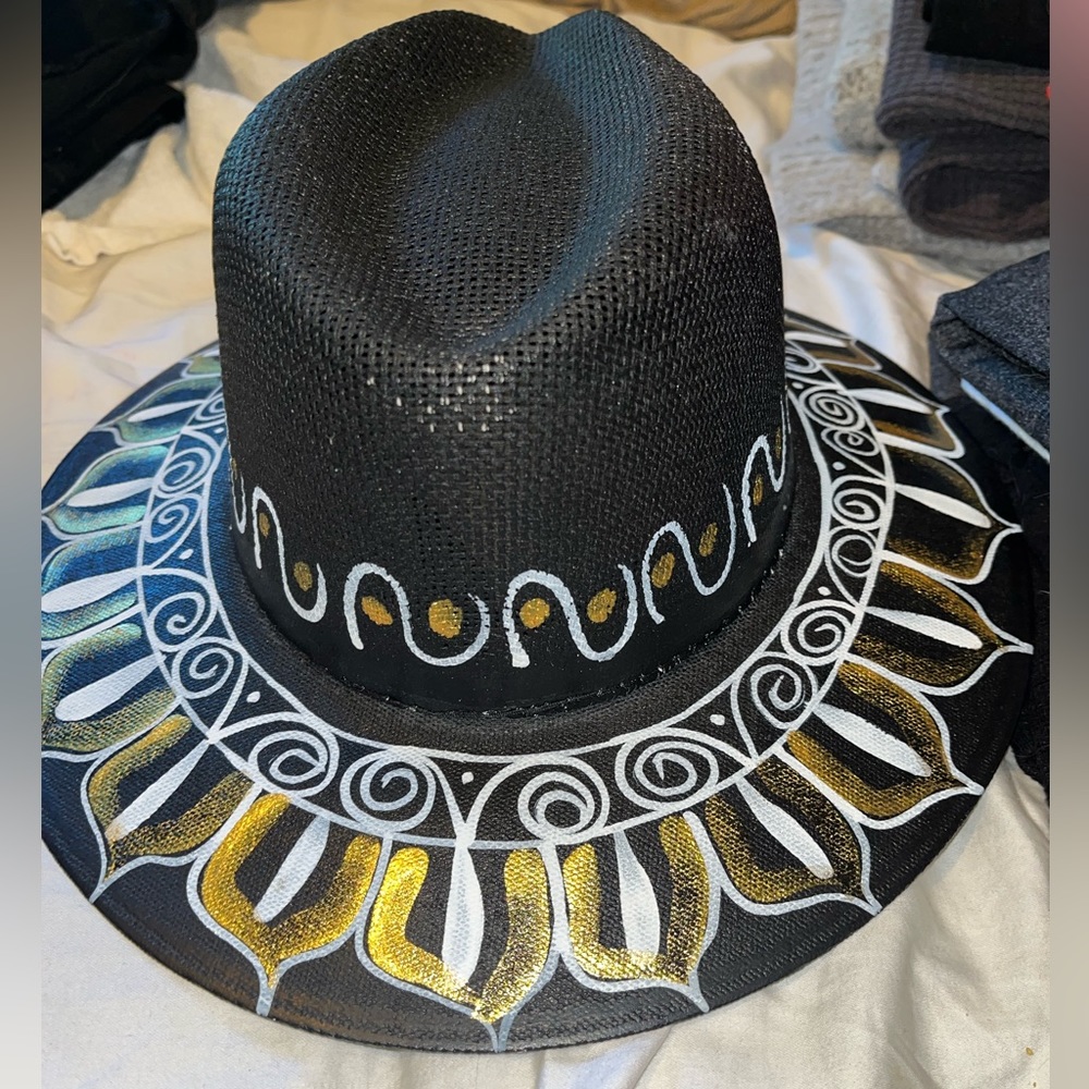 Beautiful Hand Painted Hat - Picture 5 of 7